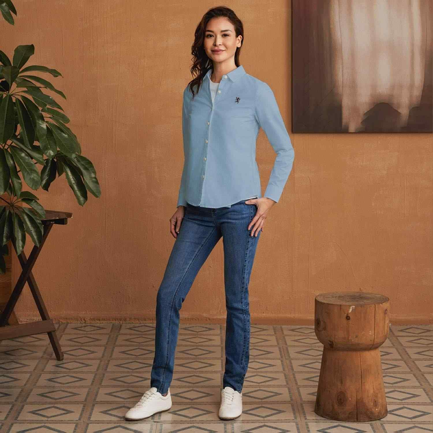 Women's High Rise Slim Tapered Jeans - Image 2