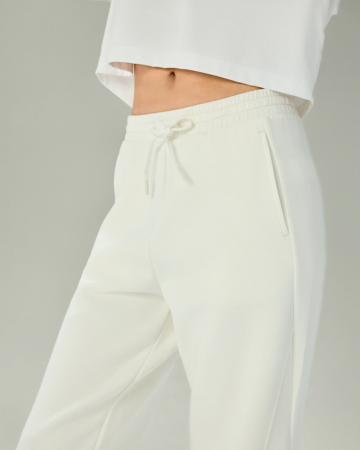 Women's Interlock High Waist Regular Fit Jogger Pants - Image 4