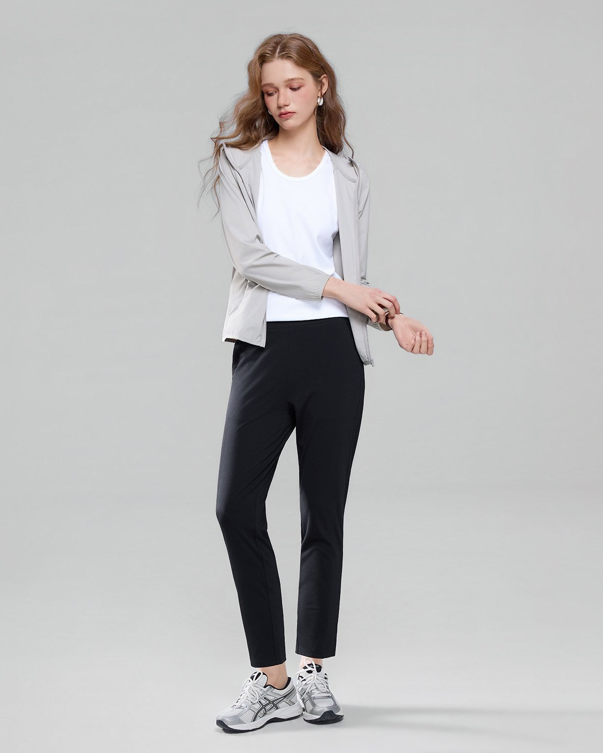 Women High Waist Regular Tapered Pants - Image 2