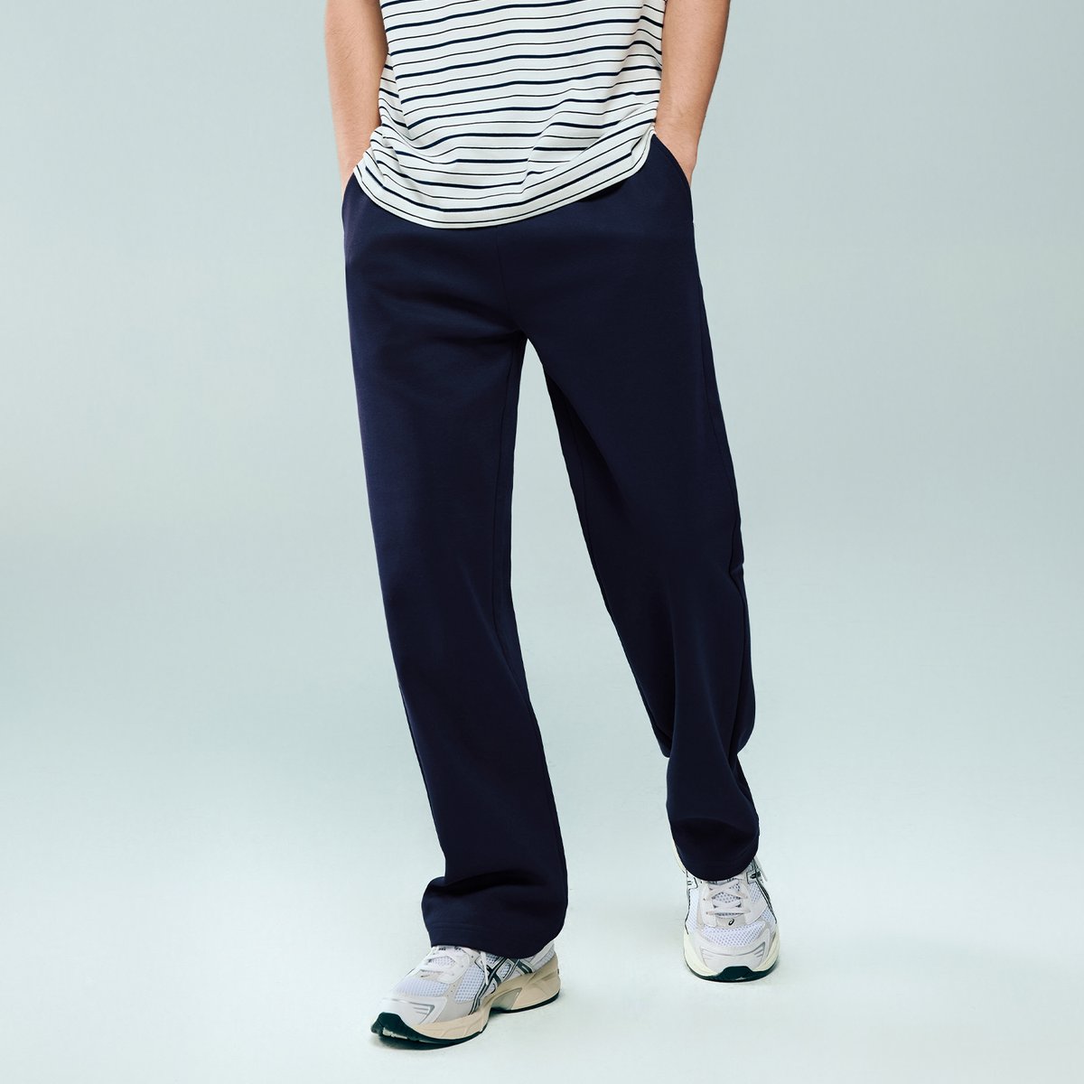 Men Mid‑Rise Regular Fit Elastic Waist Pants - Giordano Online