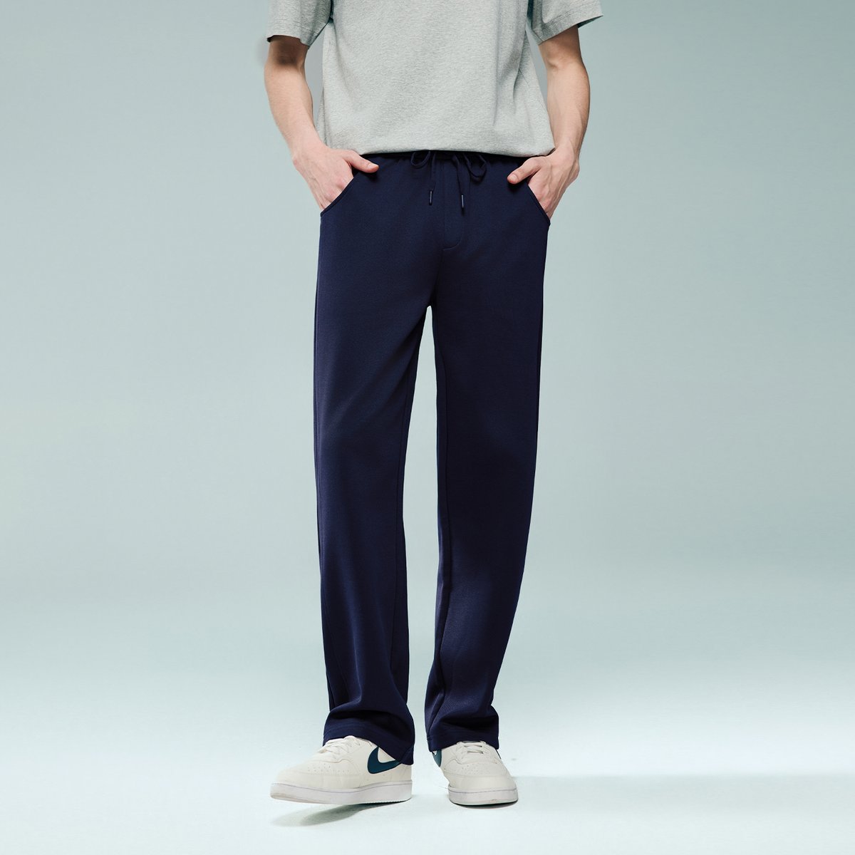 Men Mid‑Rise Regular Fit Elastic Waist Pants - Giordano Online