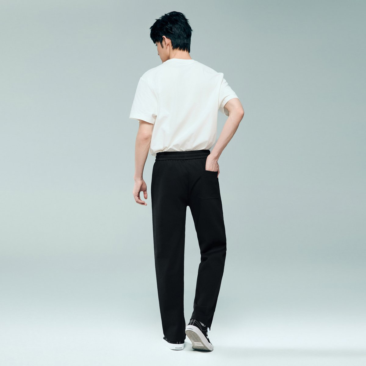 Men Mid‑Rise Regular Fit Elastic Waist Pants - Giordano Online