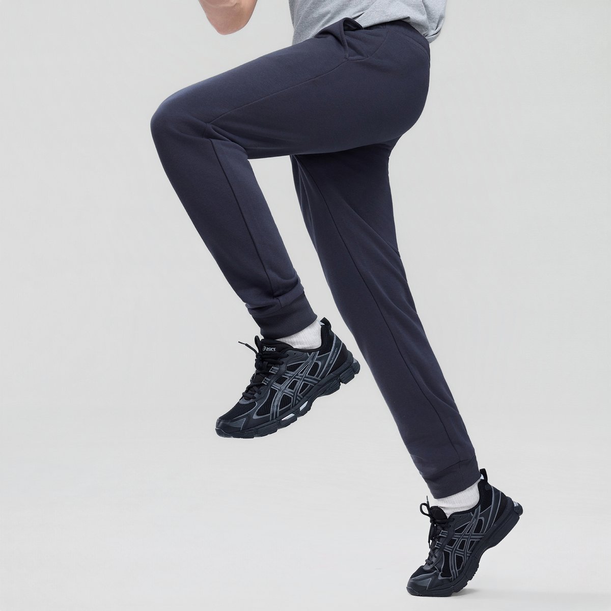 Men's French Terry Mid Rise Slim Taper Jogger - Giordano Online