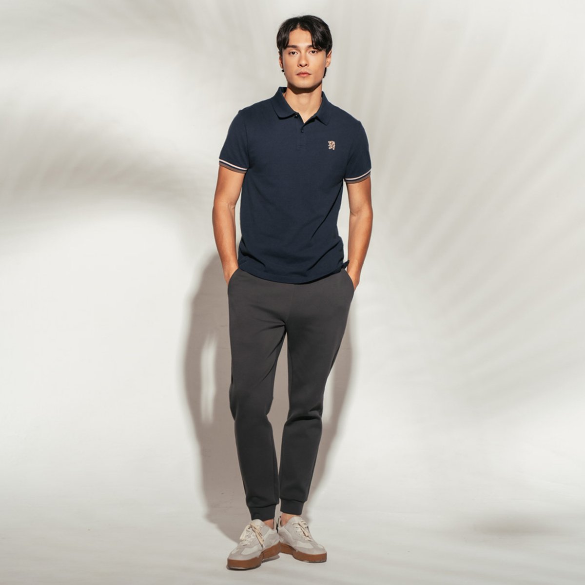 Men's French Terry Mid Rise Slim Taper Jogger - Blue - Giordano Online