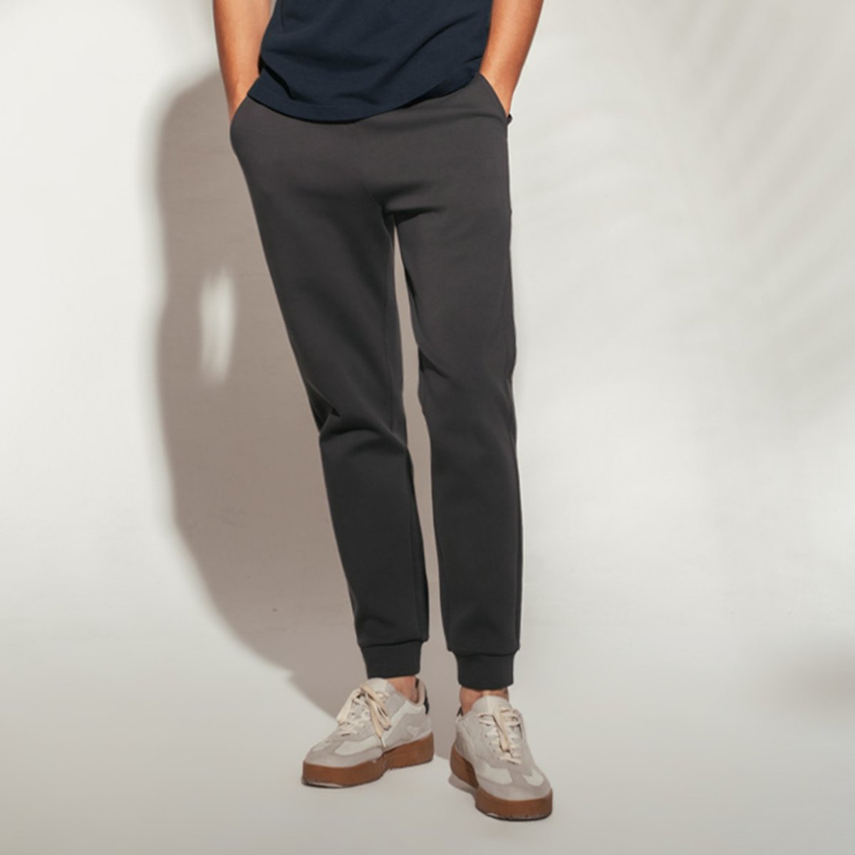 Men's French Terry Mid Rise Slim Taper Jogger - Blue - Giordano Online