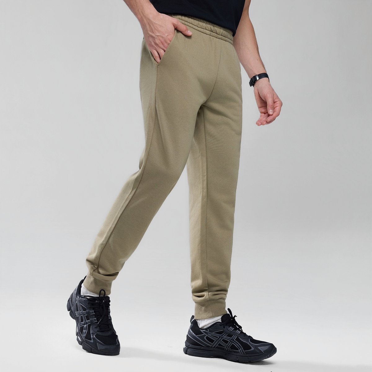 Men's French Terry Mid Rise Slim Taper Jogger - Green - Giordano Online