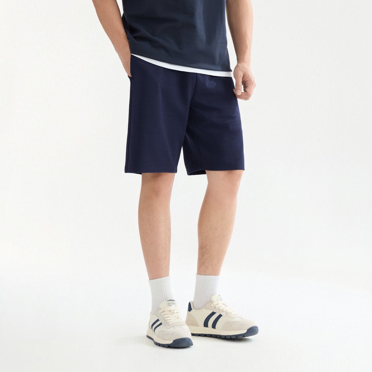 Men’s Interlock Mid‑Rise Regular Fit Elastic Waist Shorts - Giordano Online