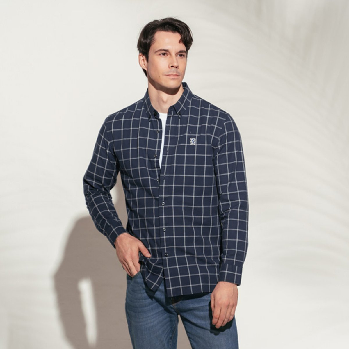 Men's Lion Oxford Slim Long Sleeve Shirt - Giordano Online