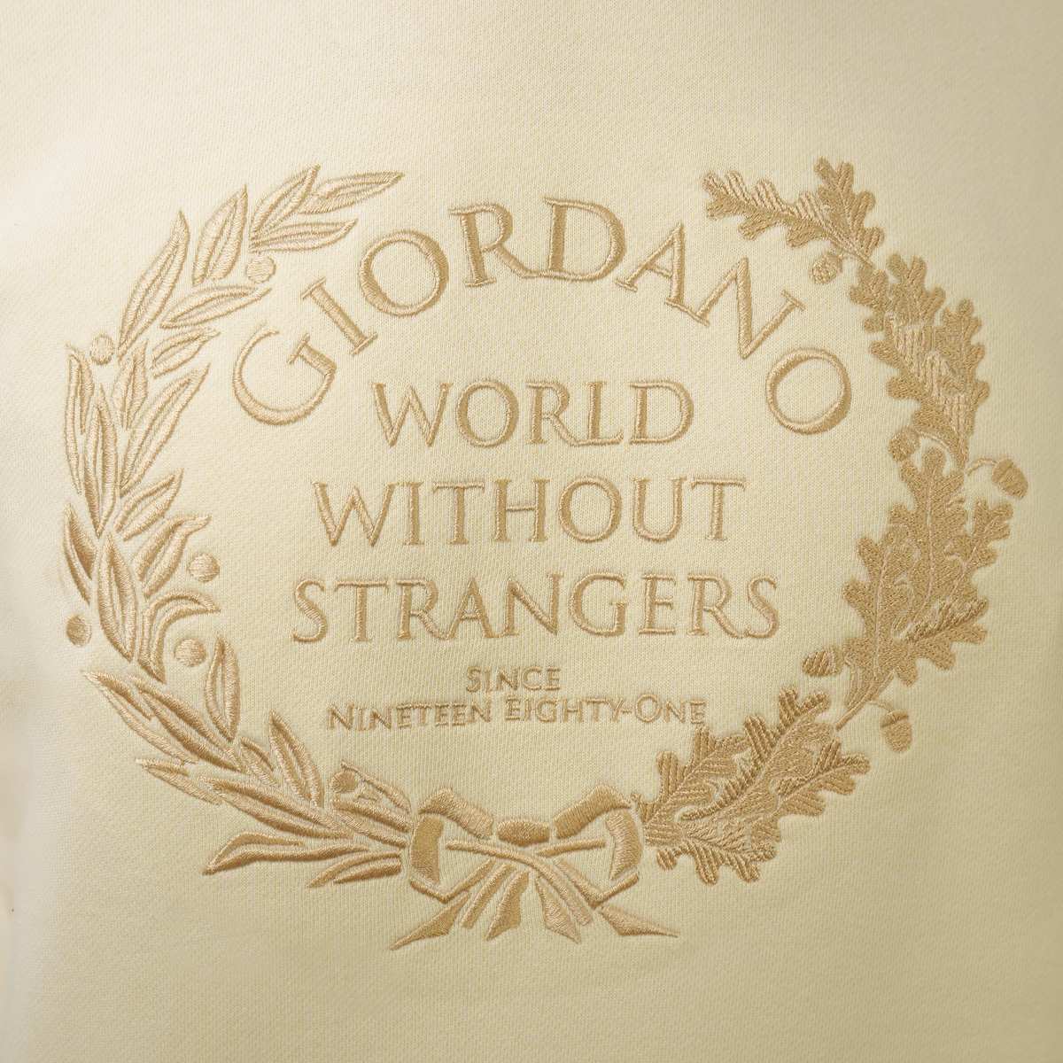 Men's Relaxed Fit Refined Casual Logo Print Sweatshirt - Giordano Online