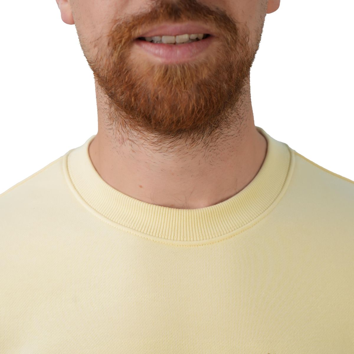 Men's Relaxed Fit Refined Casual Logo Print Sweatshirt - Giordano Online