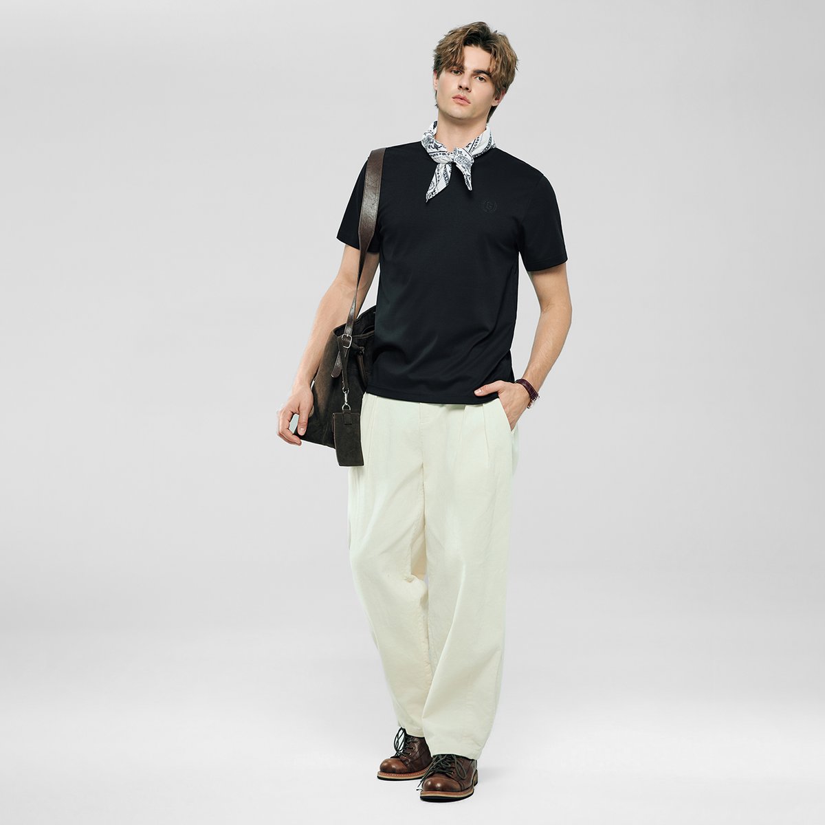 Men's Slim Fit Liquid Touch Cotton Crew Neck Tee - Giordano Online