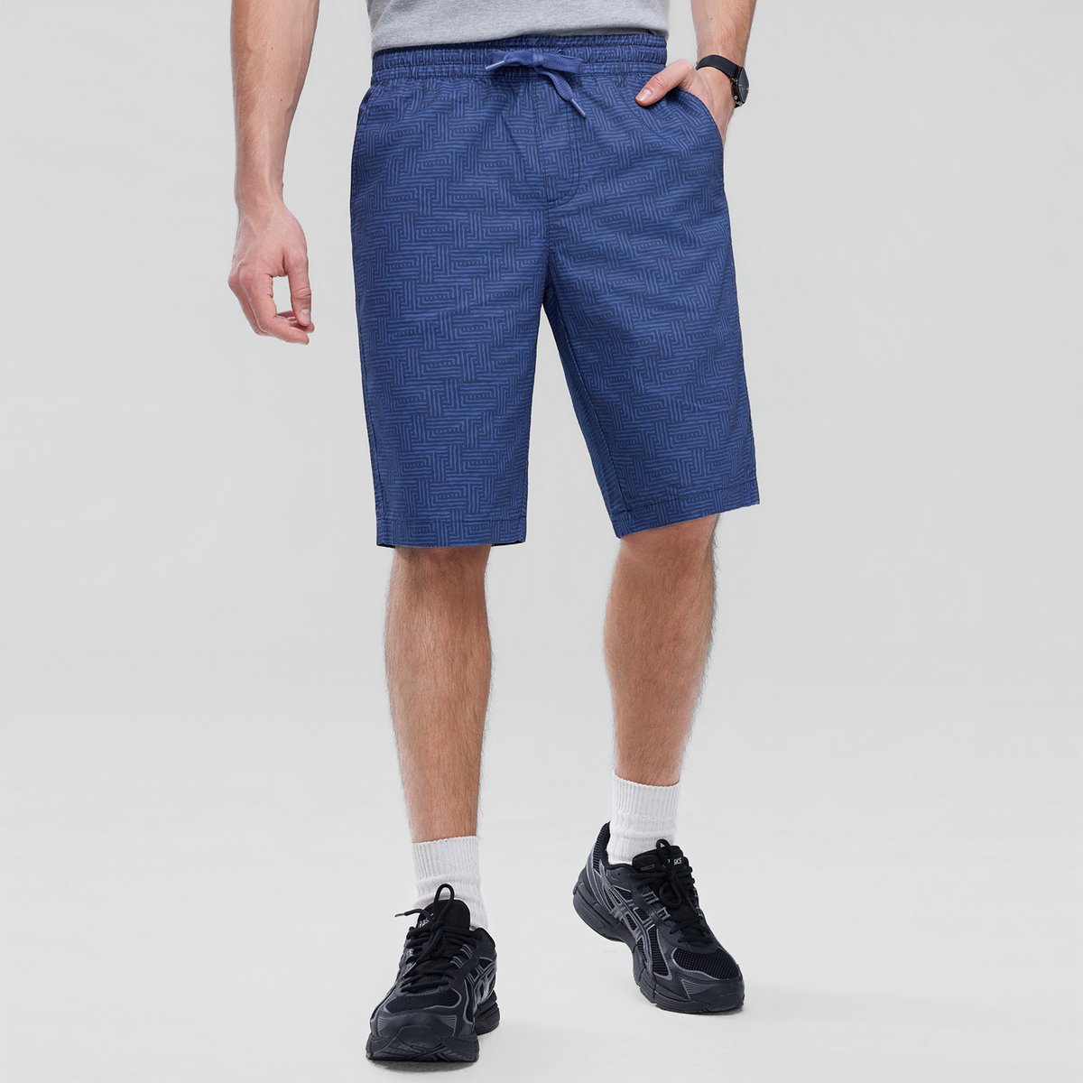 Men’s Slim Twill Bermuda Elastic Waist Short - Giordano Online