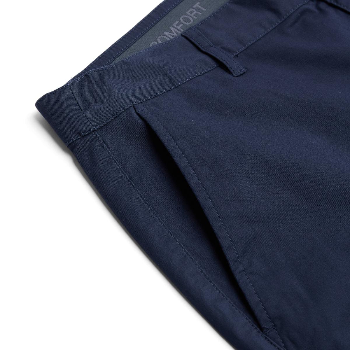 Men’s Slim Twill Bermuda Shorts with Stretch Waist - Giordano Online