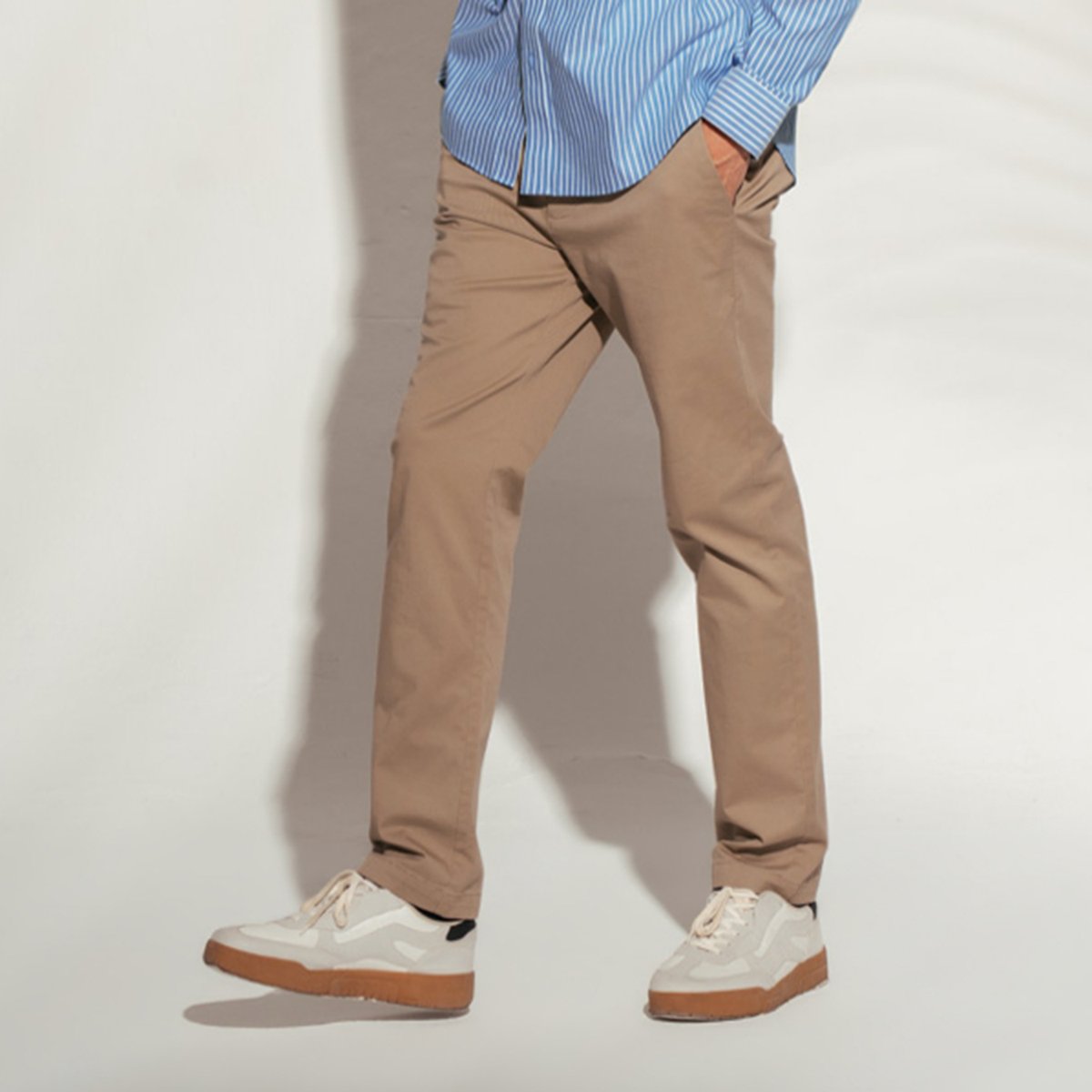 Men's Twill Low Rise Slim Taper Khaki Pant - Giordano Online