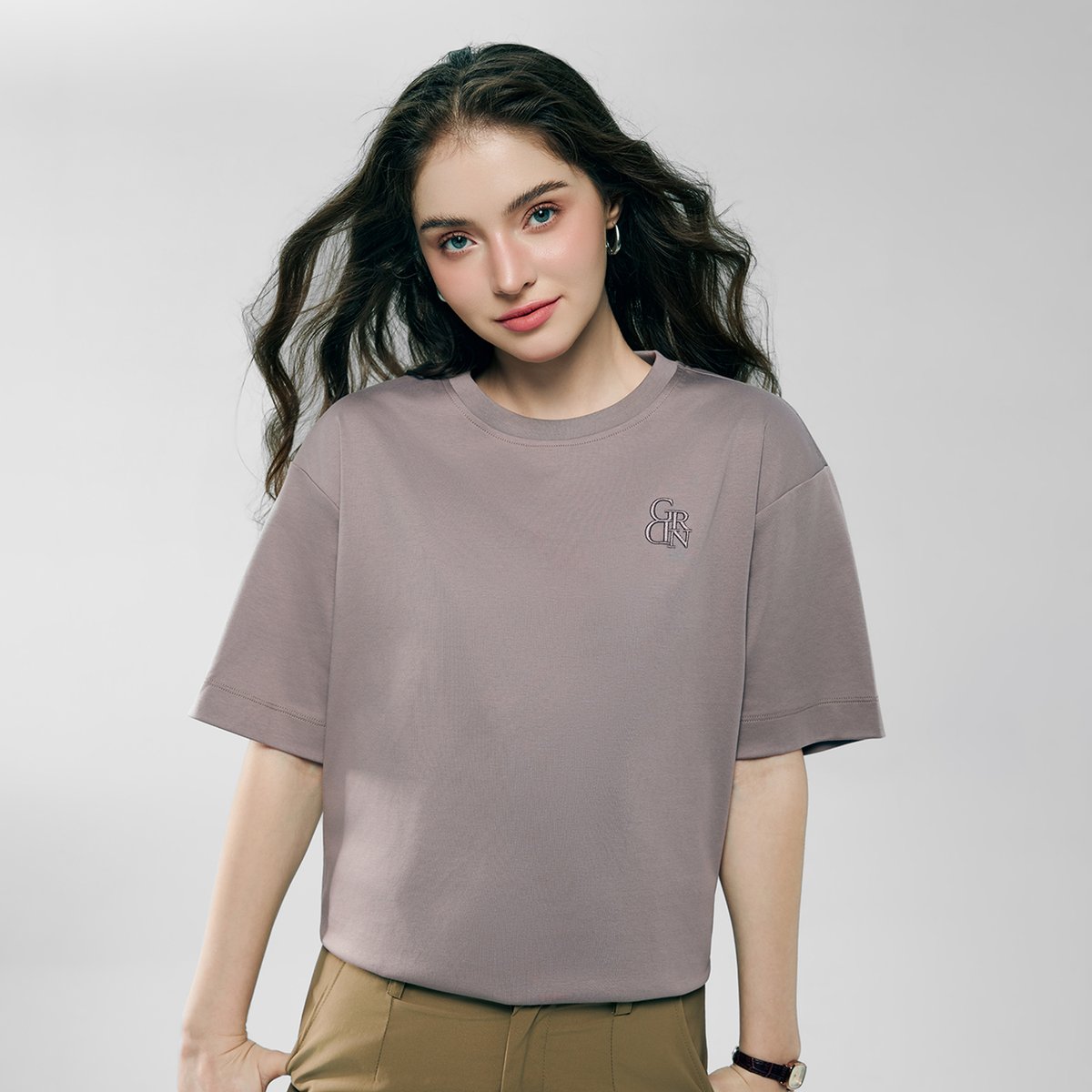 Women’s Embroidered Cotton Liquid Touch Tee - Giordano Online