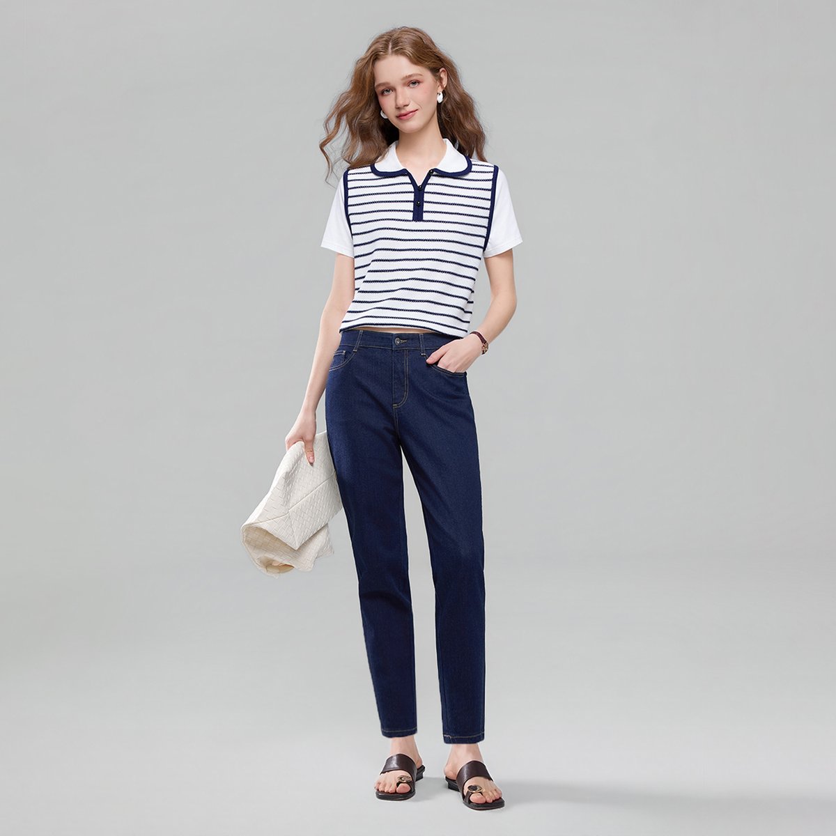 Women’s High‑Waist Ultra Stretch Straight Denim Jeans - Giordano Online