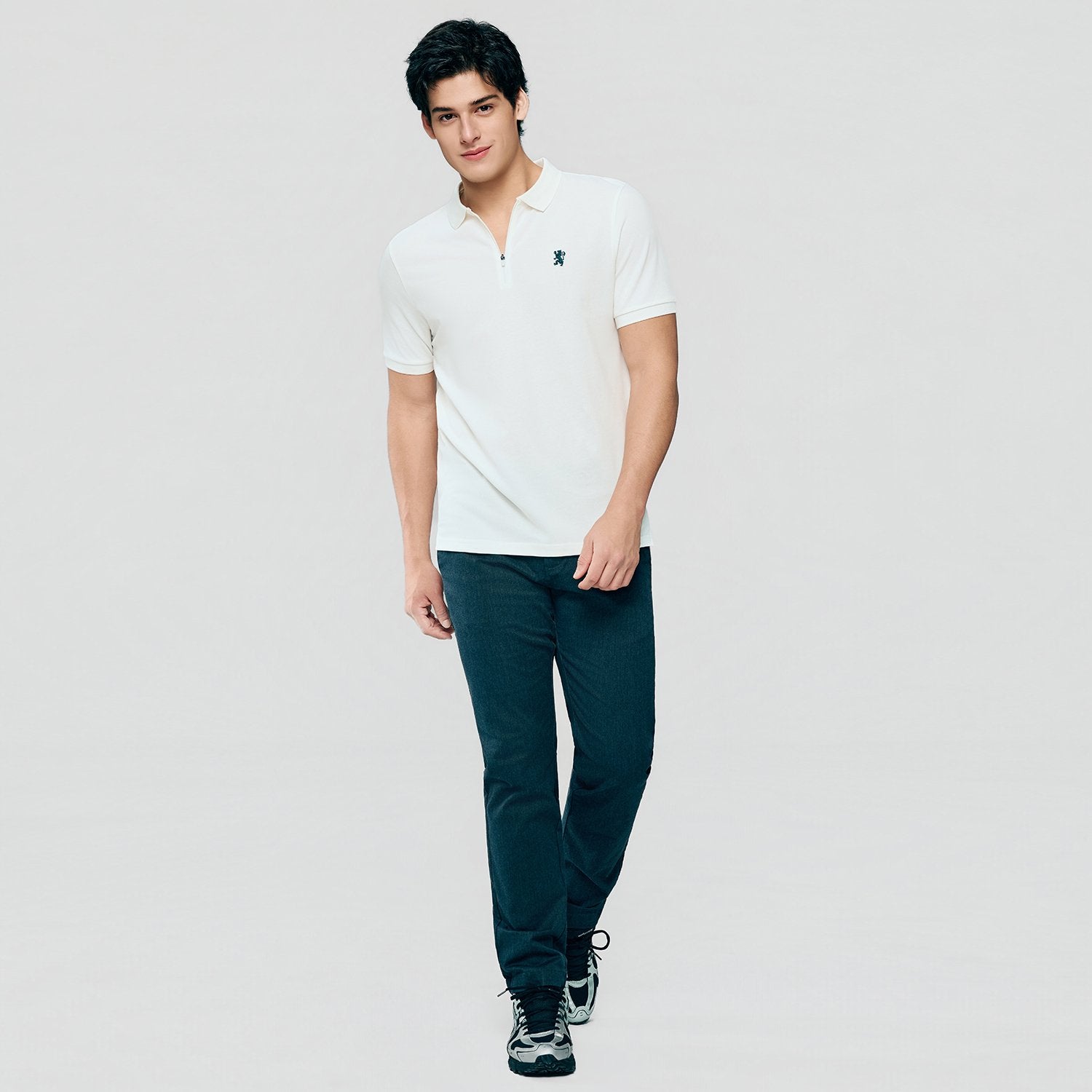 Men's Knit Collar Short Sleeve Slim Fit Zipper Polo - Image 2