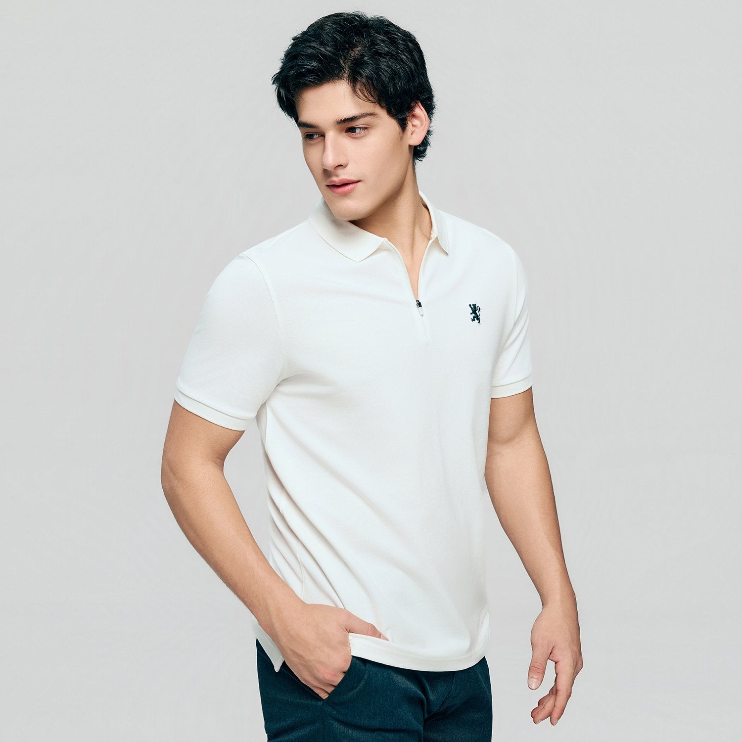 Men's Knit Collar Short Sleeve Slim Fit Zipper Polo - Image 4