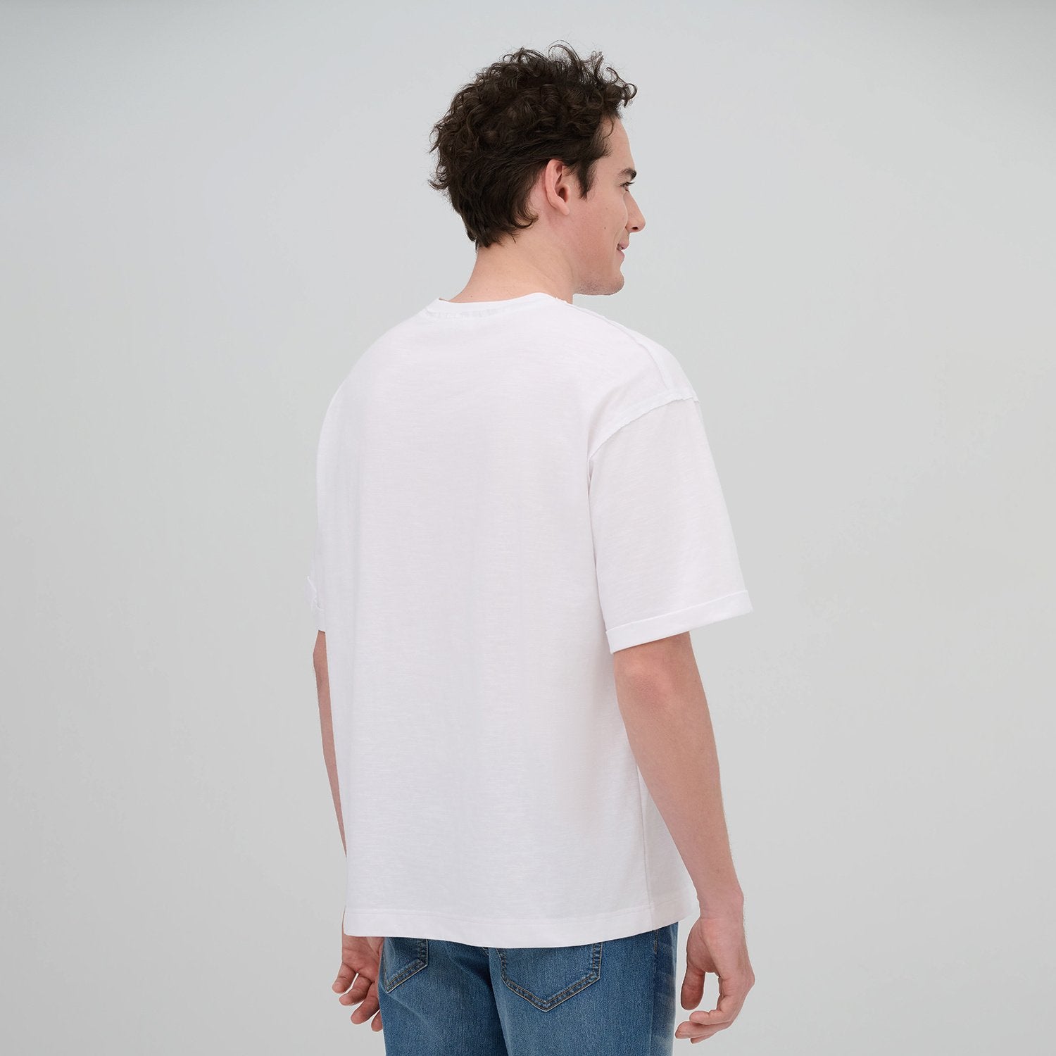 Men's Crew Neck  Liquid Touch Regular fit Tee - Image 4