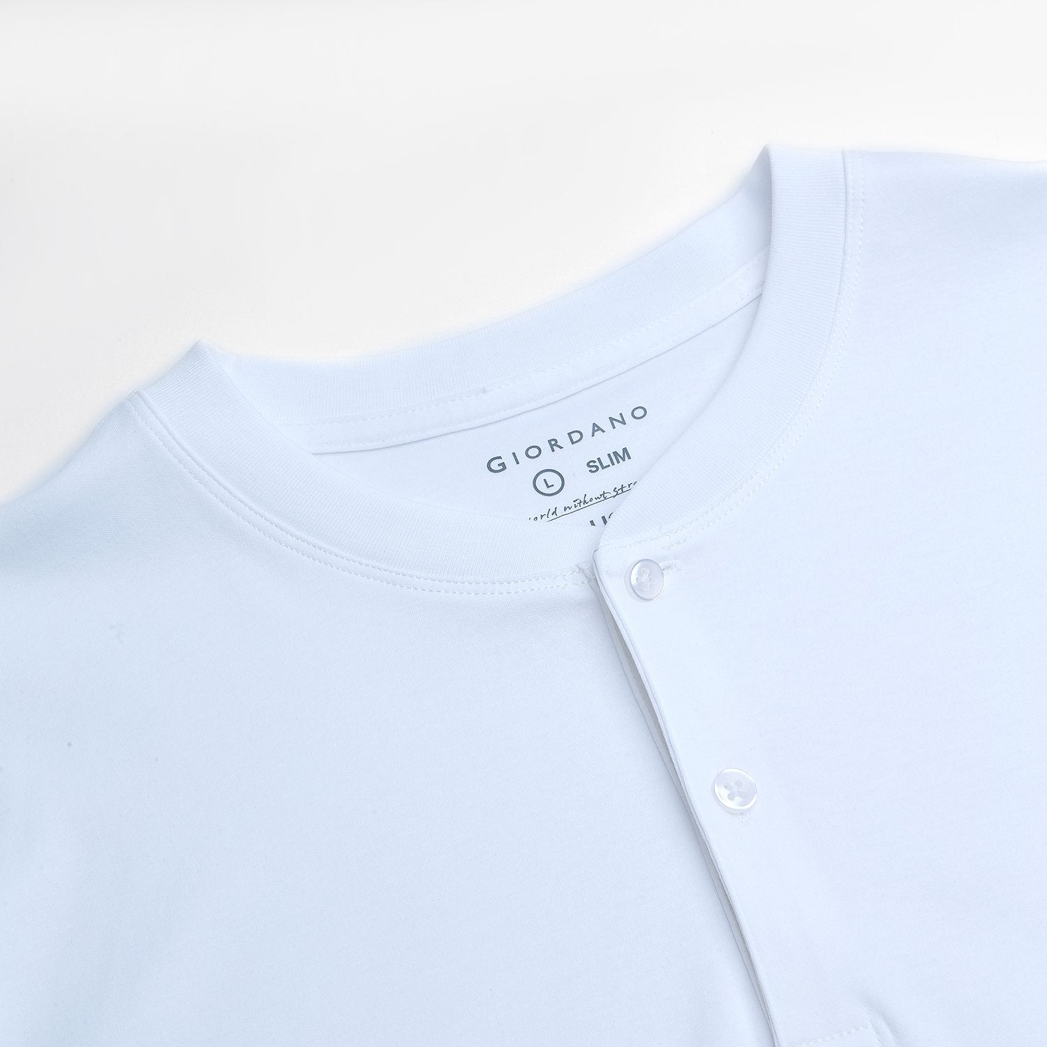 Men's Liquid touch Slim Fit Tee - Image 7