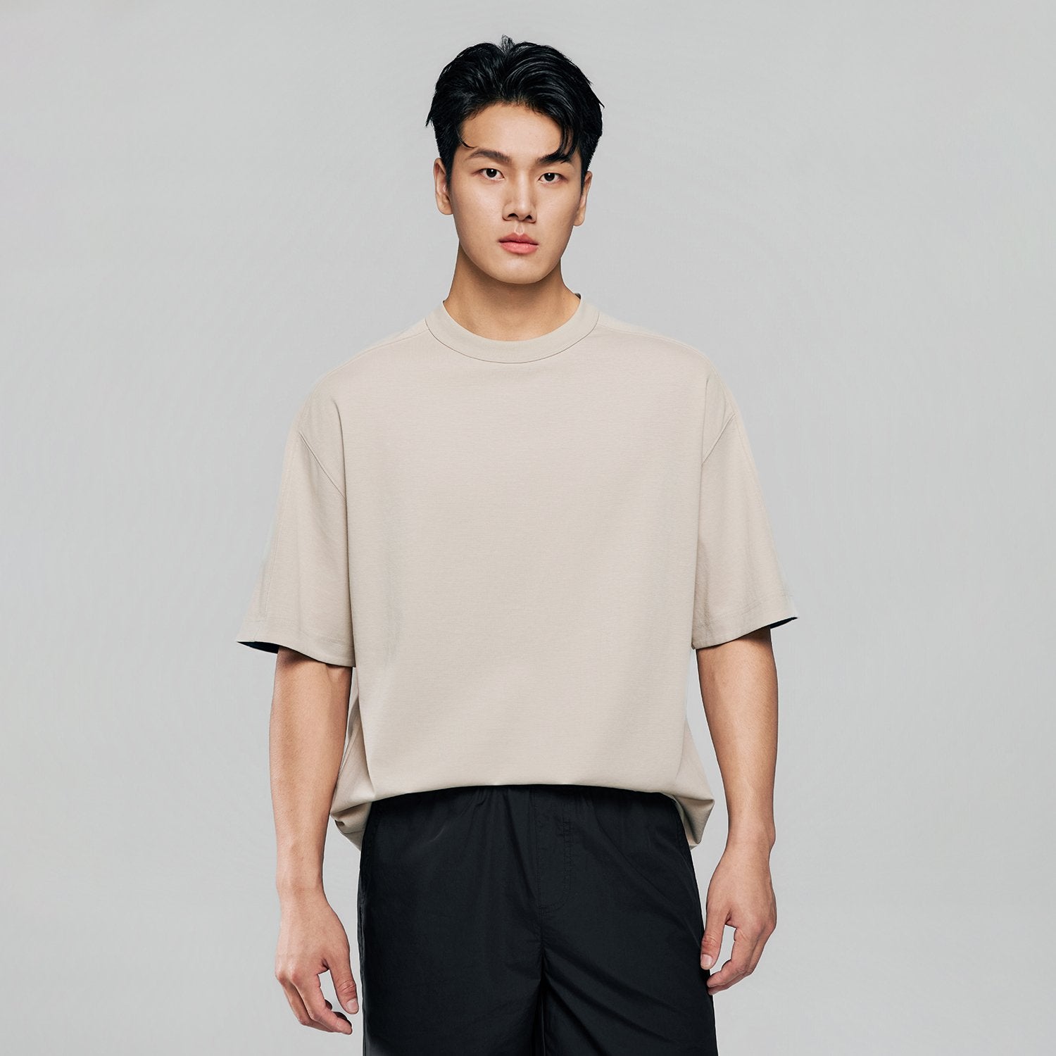Men's Crew Neck  Cool Touch Loose fit Tee - Image 4