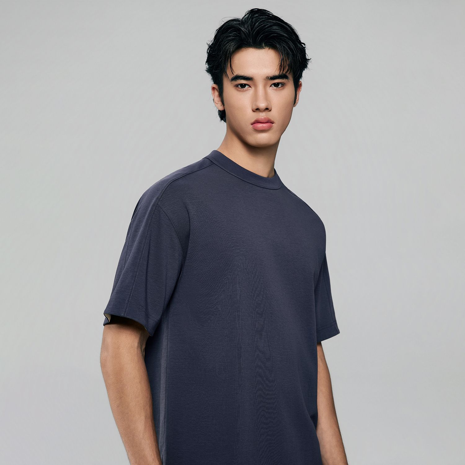 Men's Crew Neck  Cool Touch Loose fit Tee - Image 2