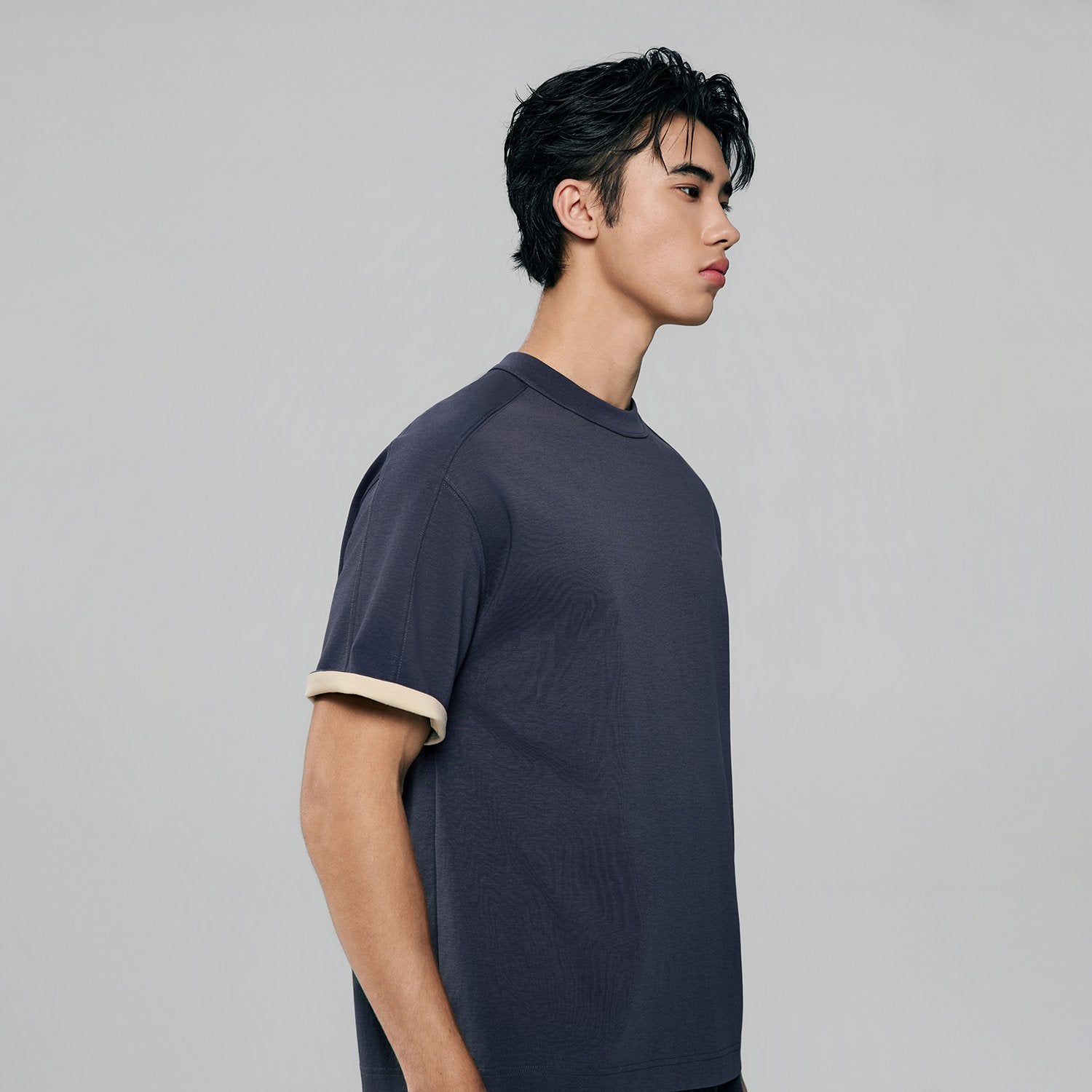 Men's Crew Neck  Cool Touch Loose fit Tee - Image 5