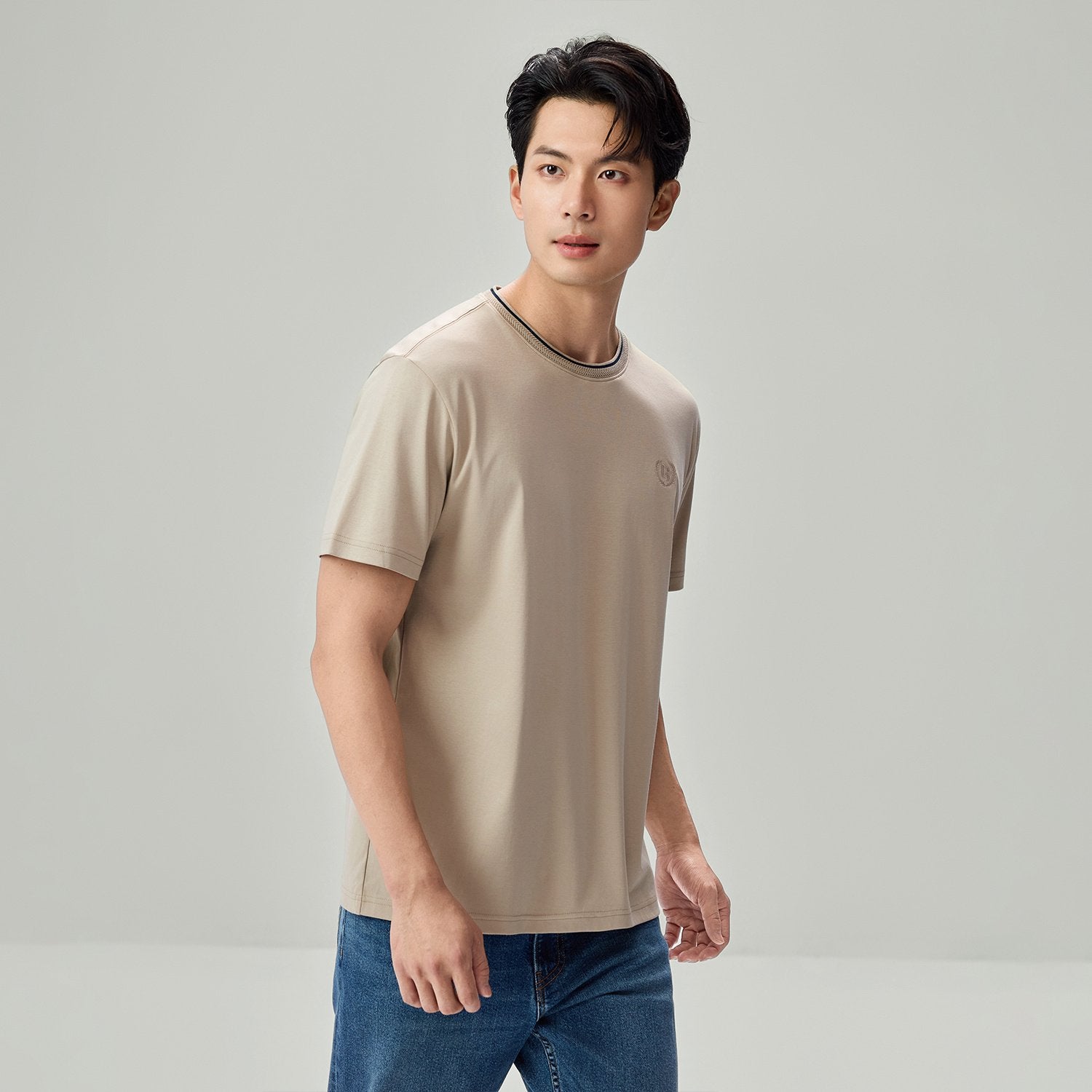 Men's Cotton Interlock Relaxed Fit Liquid Touch Tee - Image 2