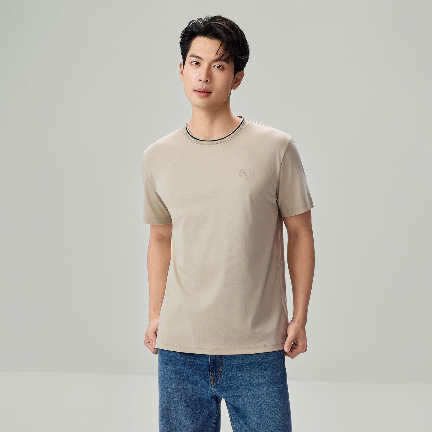Men's Cotton Interlock Relaxed Fit Liquid Touch Tee - Image 4