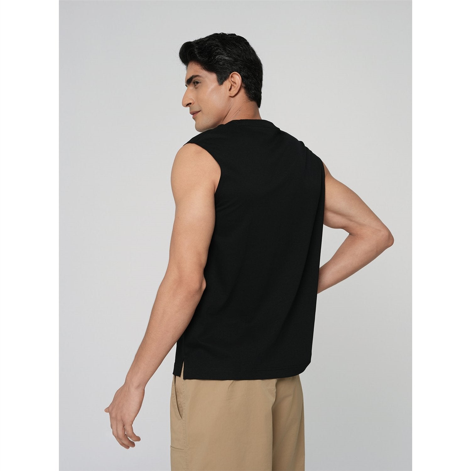 Men's luxe Mercerized Sleeveless Regular Fit Vest - Image 5