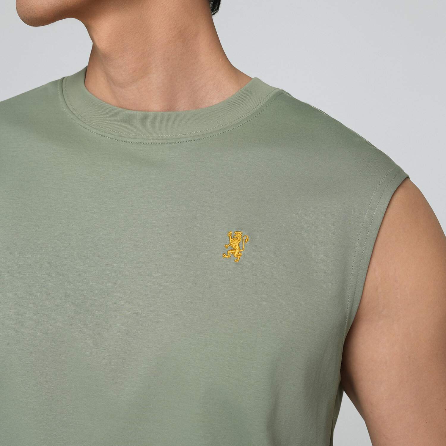 Men's luxe Mercerized Sleeveless Regular Fit Vest - Image 4