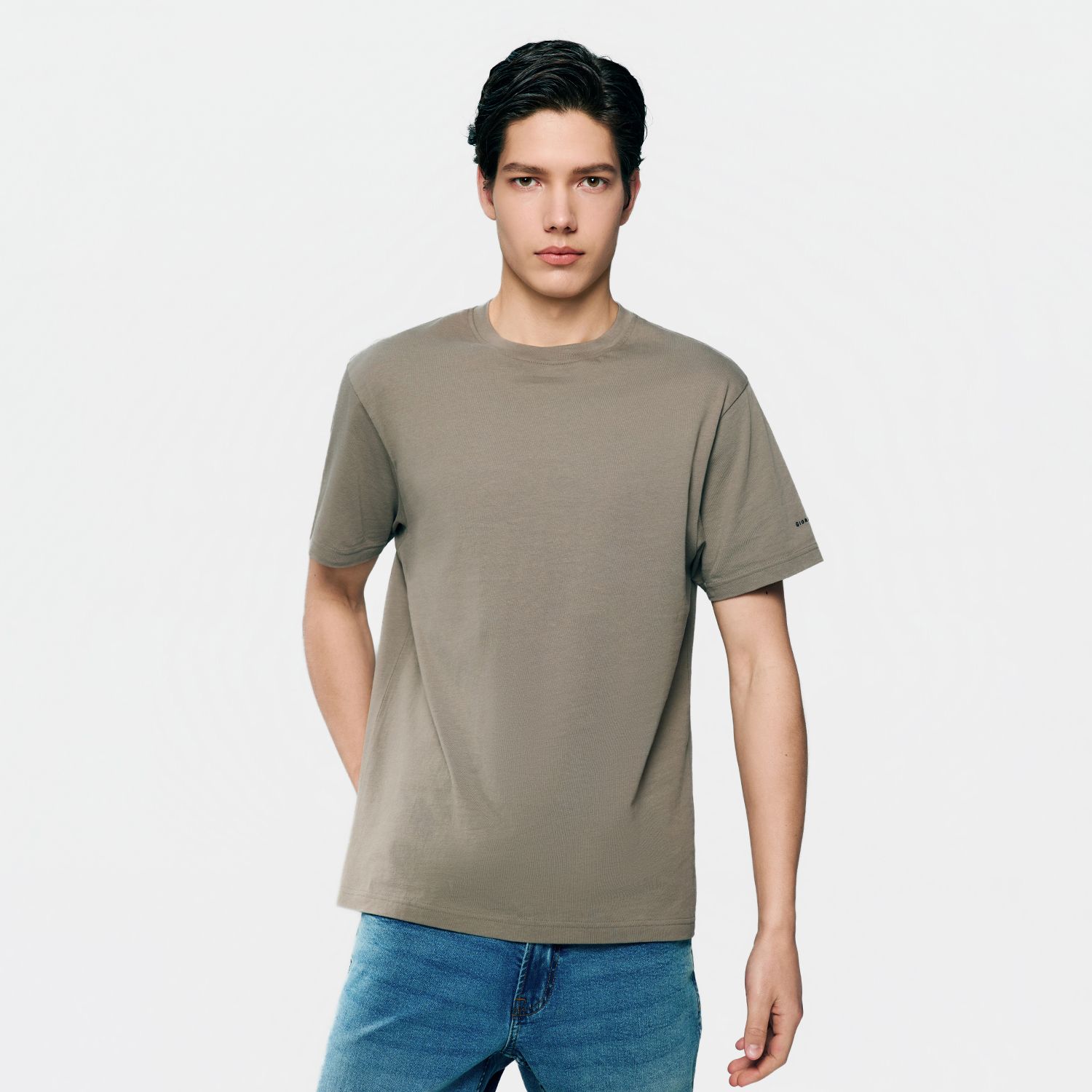 Men's Slim Fit Cotton Crew Neck Tee - Image 1