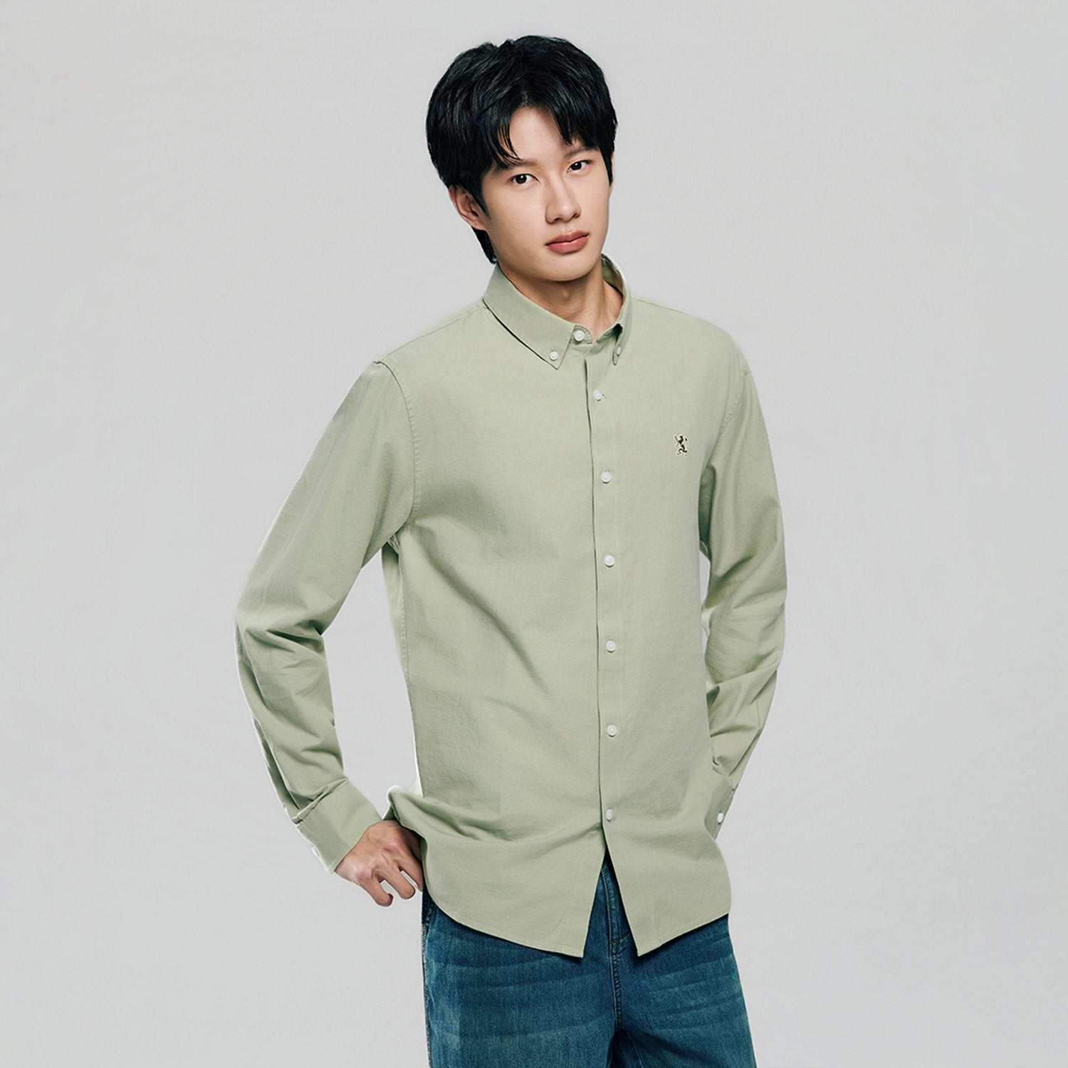 Men's Lion Oxford Slim Long Sleeve Shirt - Image 1