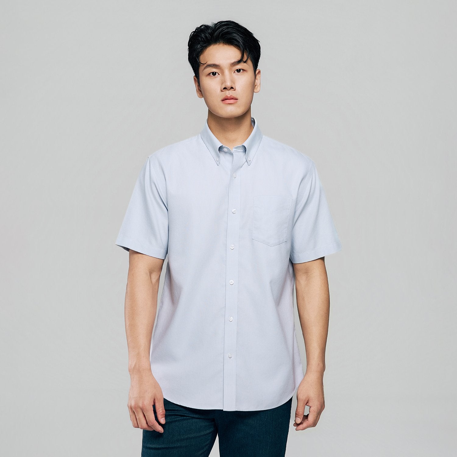 Men's Wrinkle Free Oxford Short Sleeve Shirt - Image 4