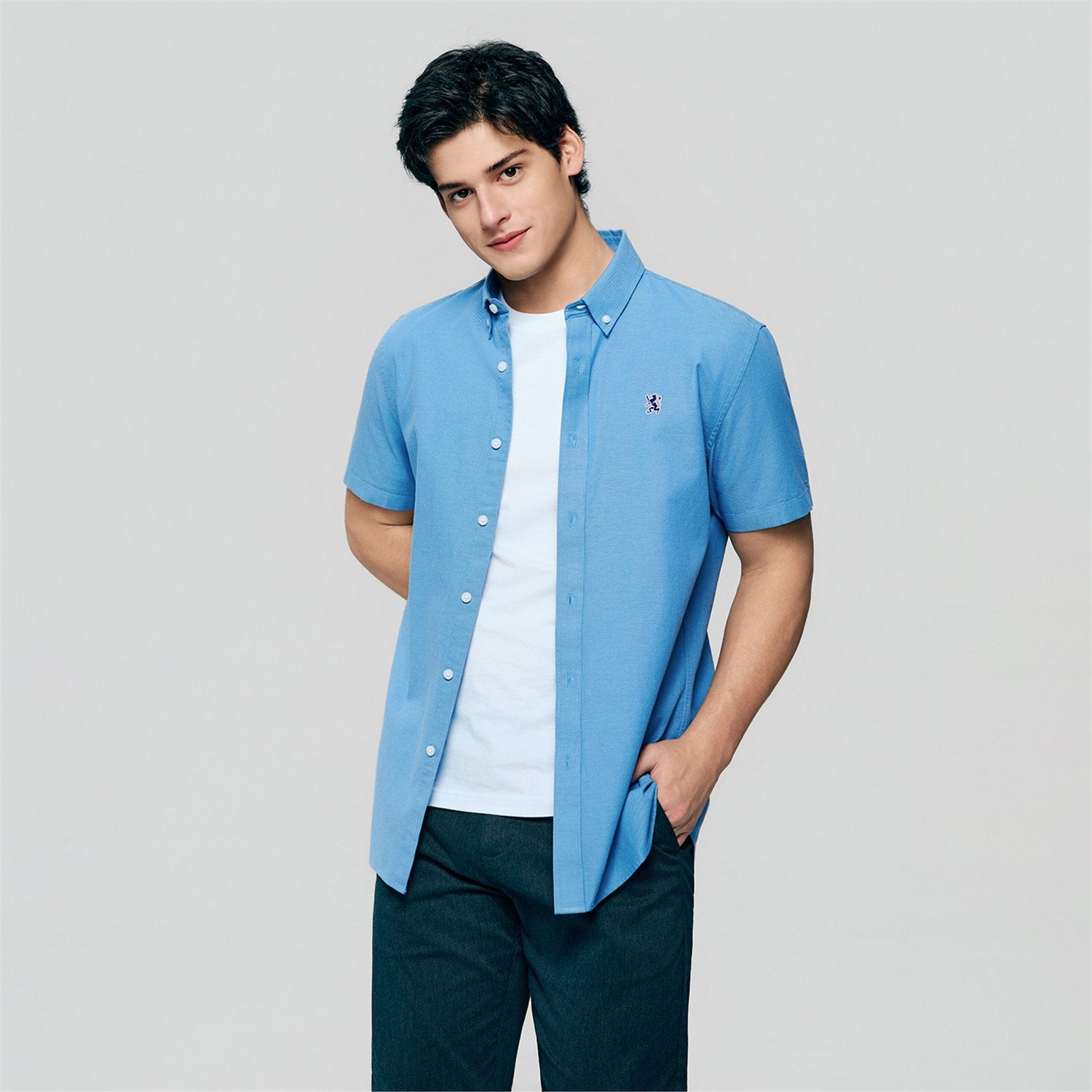 Men's Lion Oxford Slim Short Sleeve Shirt - Image 2