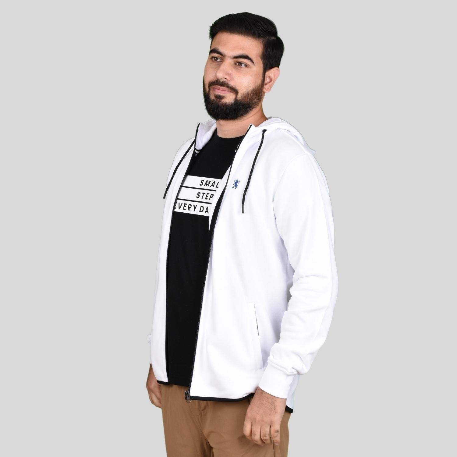Men's Long Sleeve Slim Embroidery Knit Jacket - Image 3