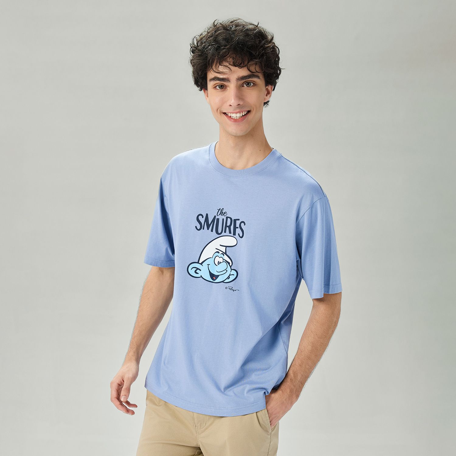 Men's Relaxed Fit Smurfs Print Crew Neck Tee - Image 5