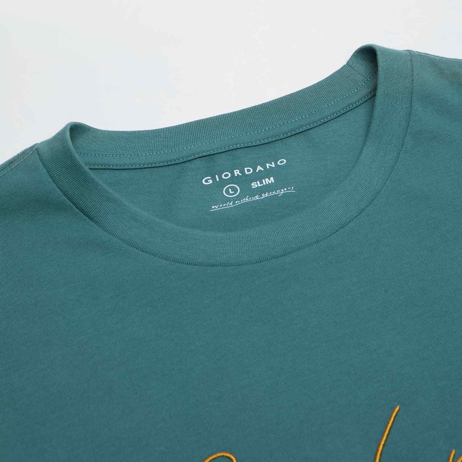 Men's Slim Fit Cotton Signature Print Tee - Image 7
