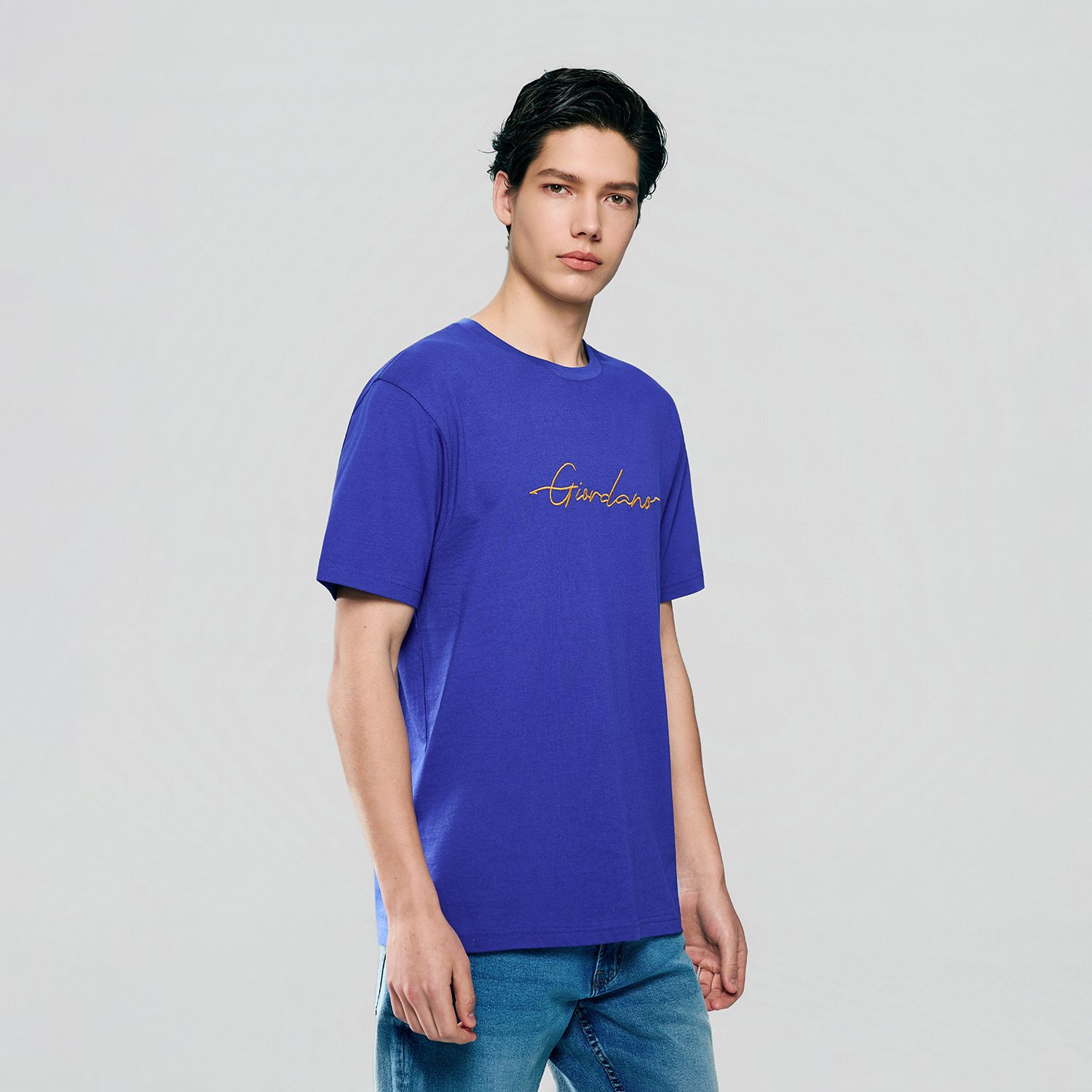 Men's Slim Fit Cotton Signature Print Tee - Image 2
