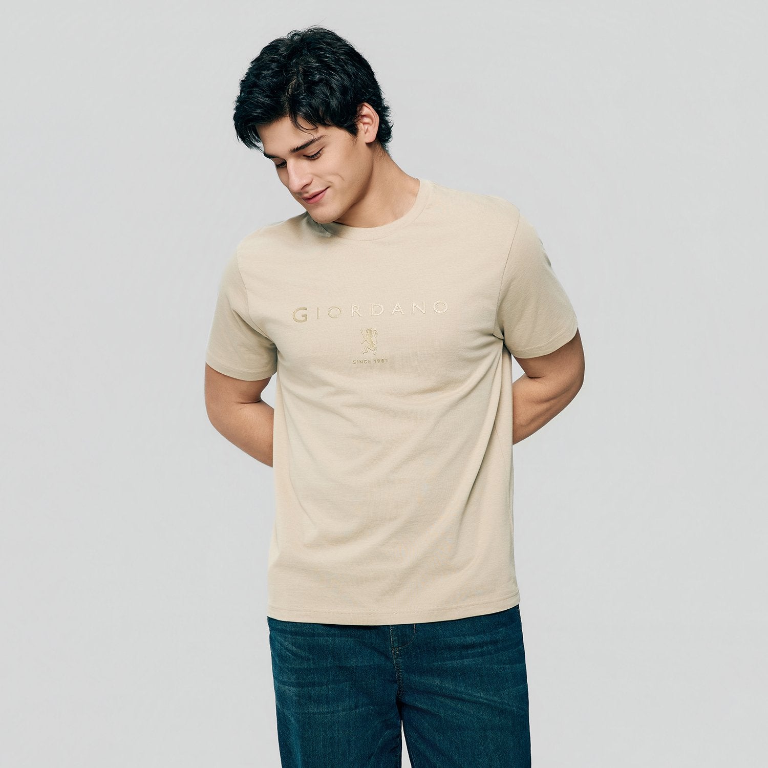 Men's  Signature Print Tee - Image 2
