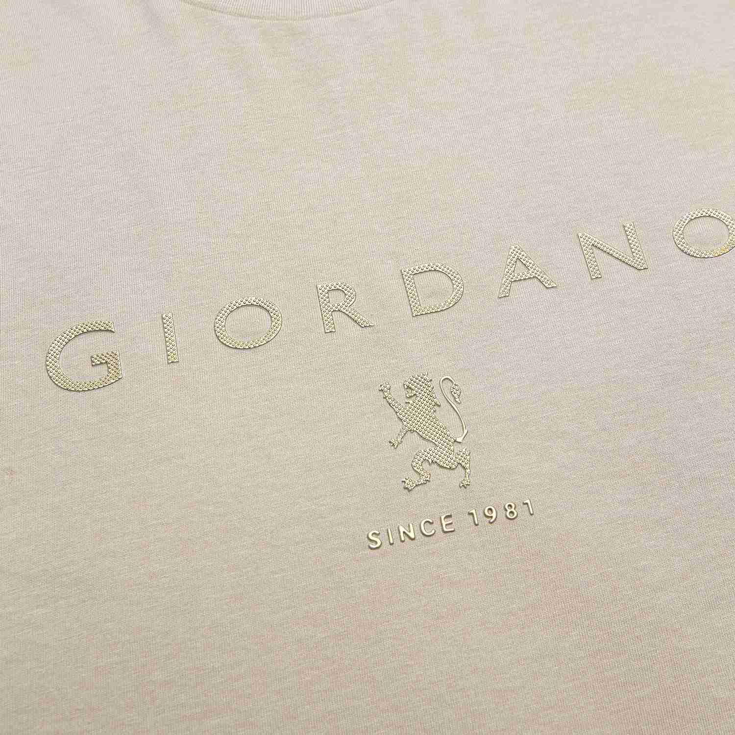 Men's  Signature Print Tee - Image 8