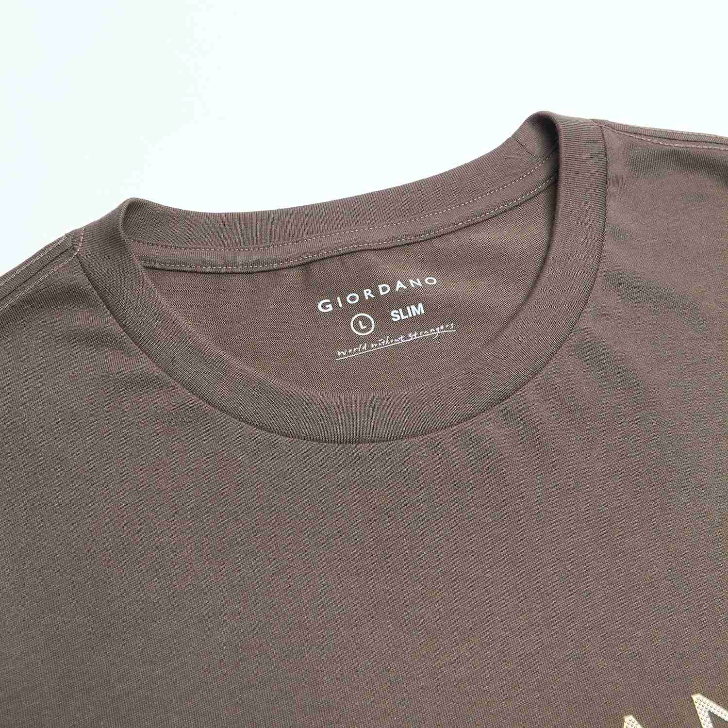 Men's  Signature Print Tee - Image 8