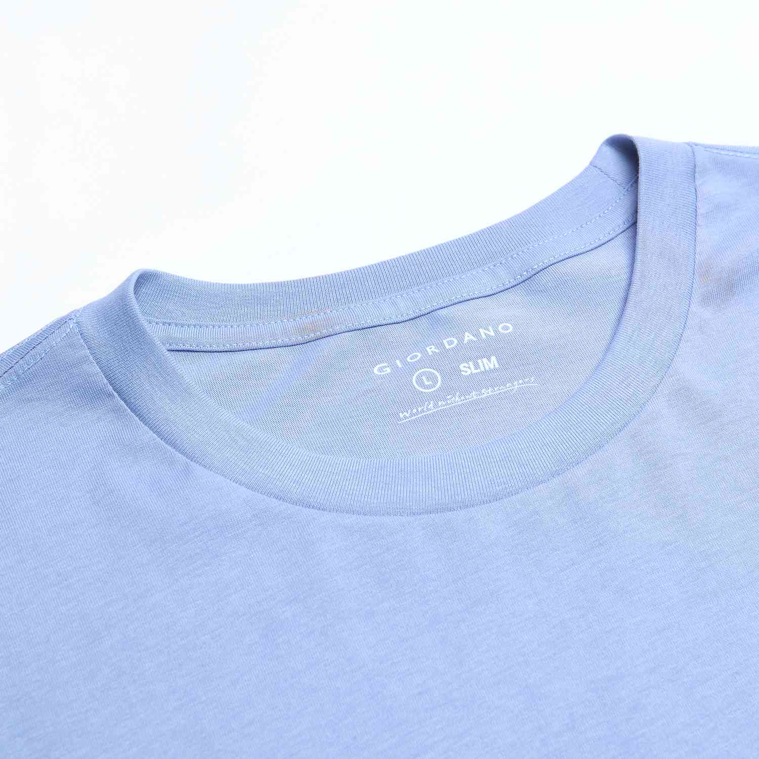 Men's  Signature Print Tee - Image 7