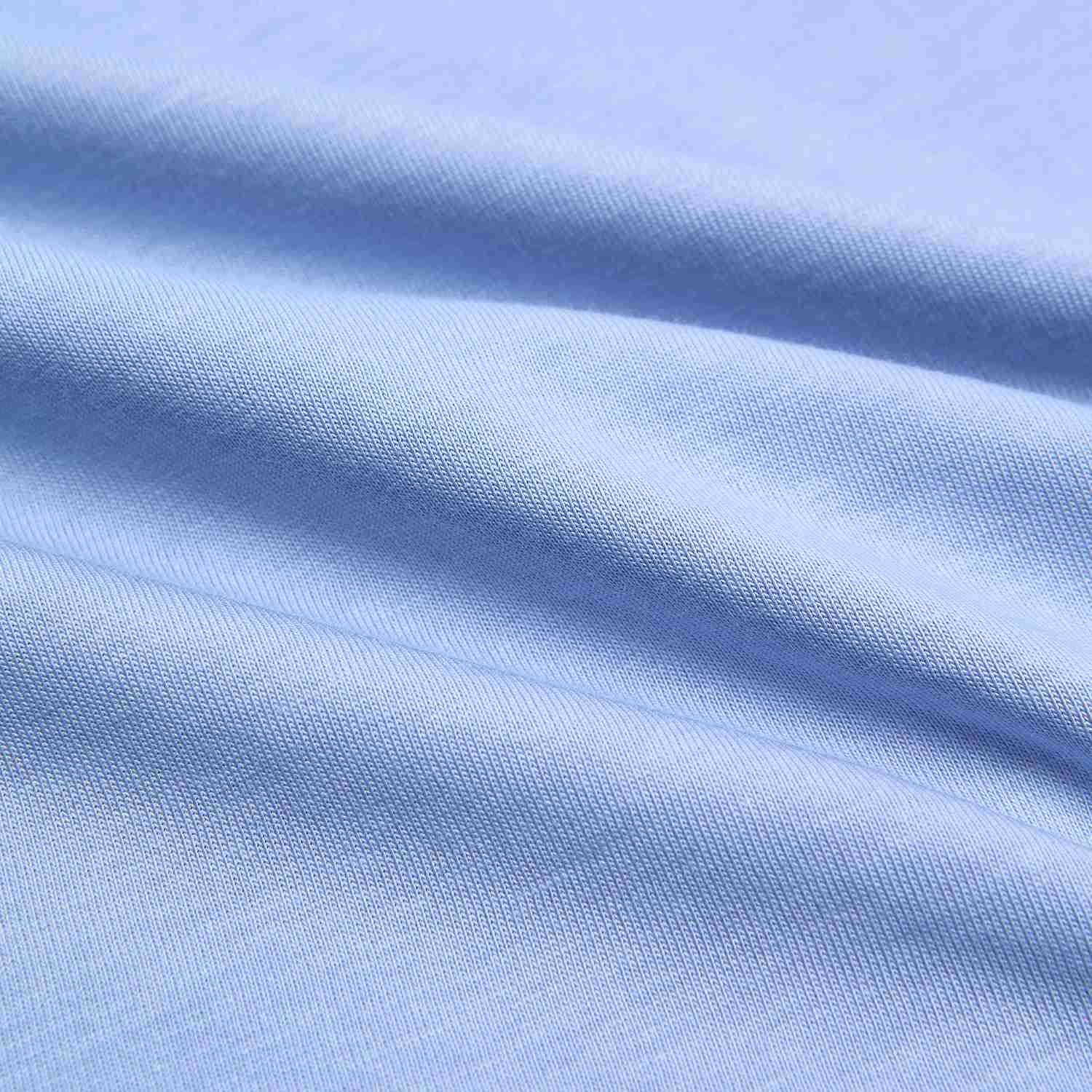 Men's  Signature Print Tee - Image 9