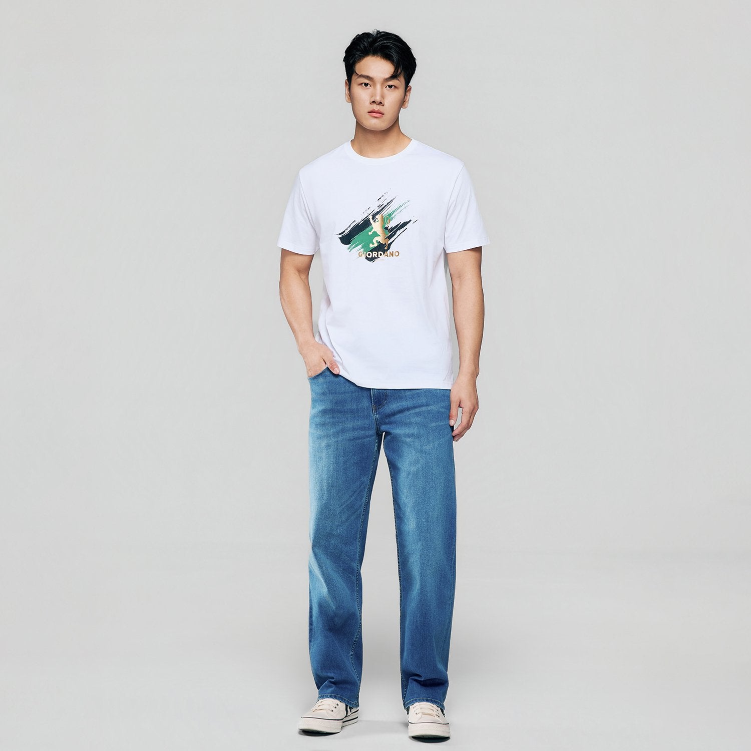 Men's Signature Short Sleeve Slim Fit Print Tee - Image 1