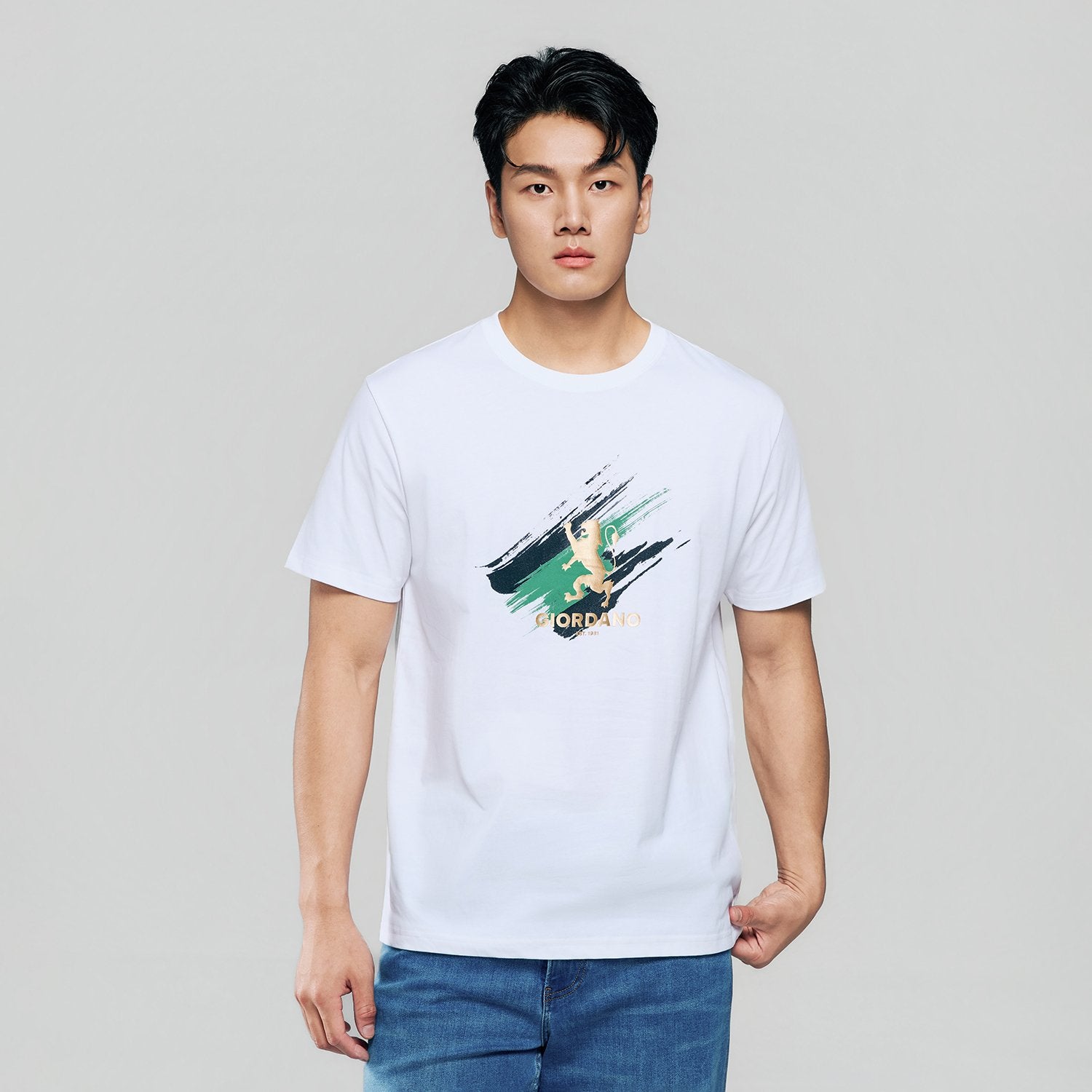 Men's Signature Short Sleeve Slim Fit Print Tee - Image 2