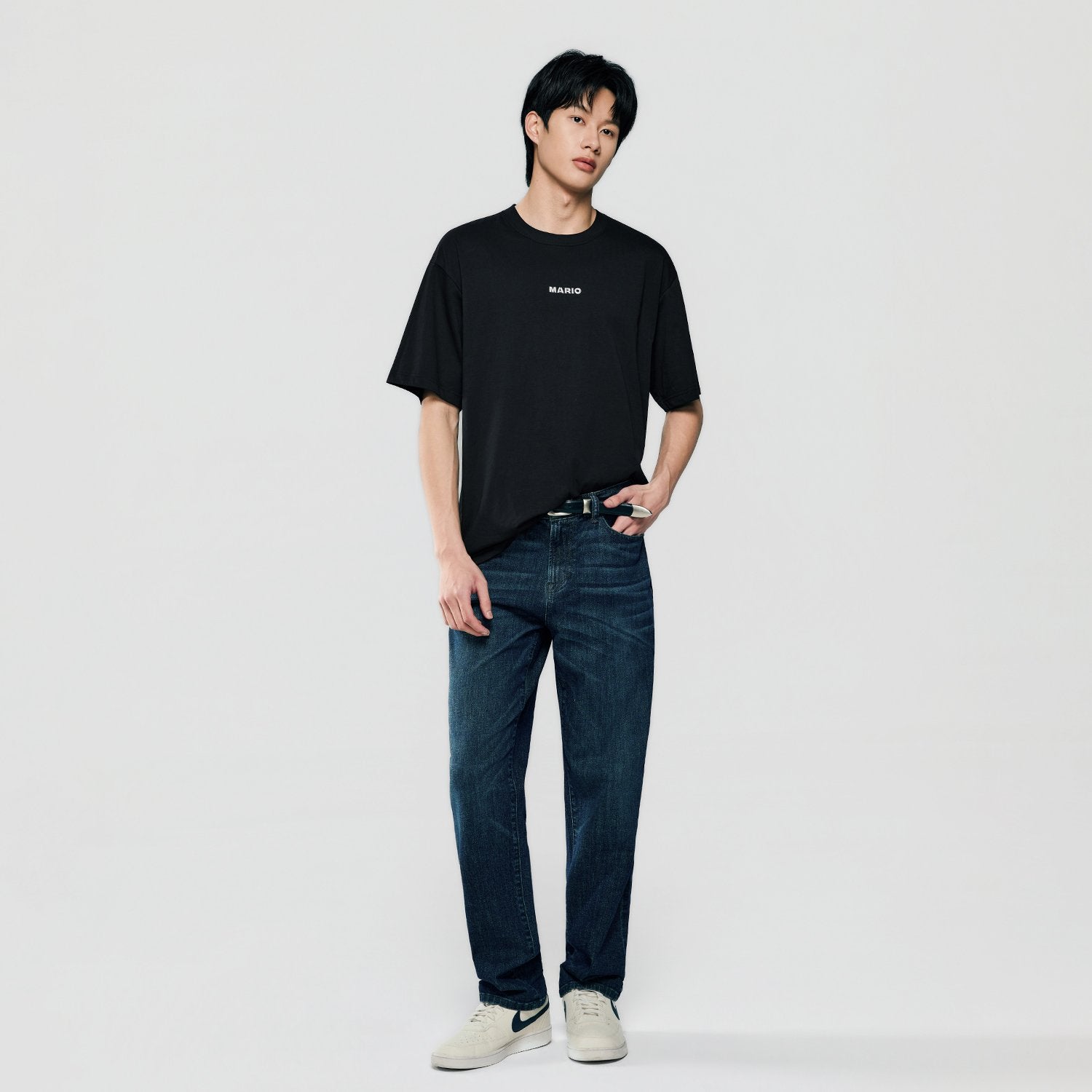 Men's Super Mario Relaxed PrintTee - Image 2