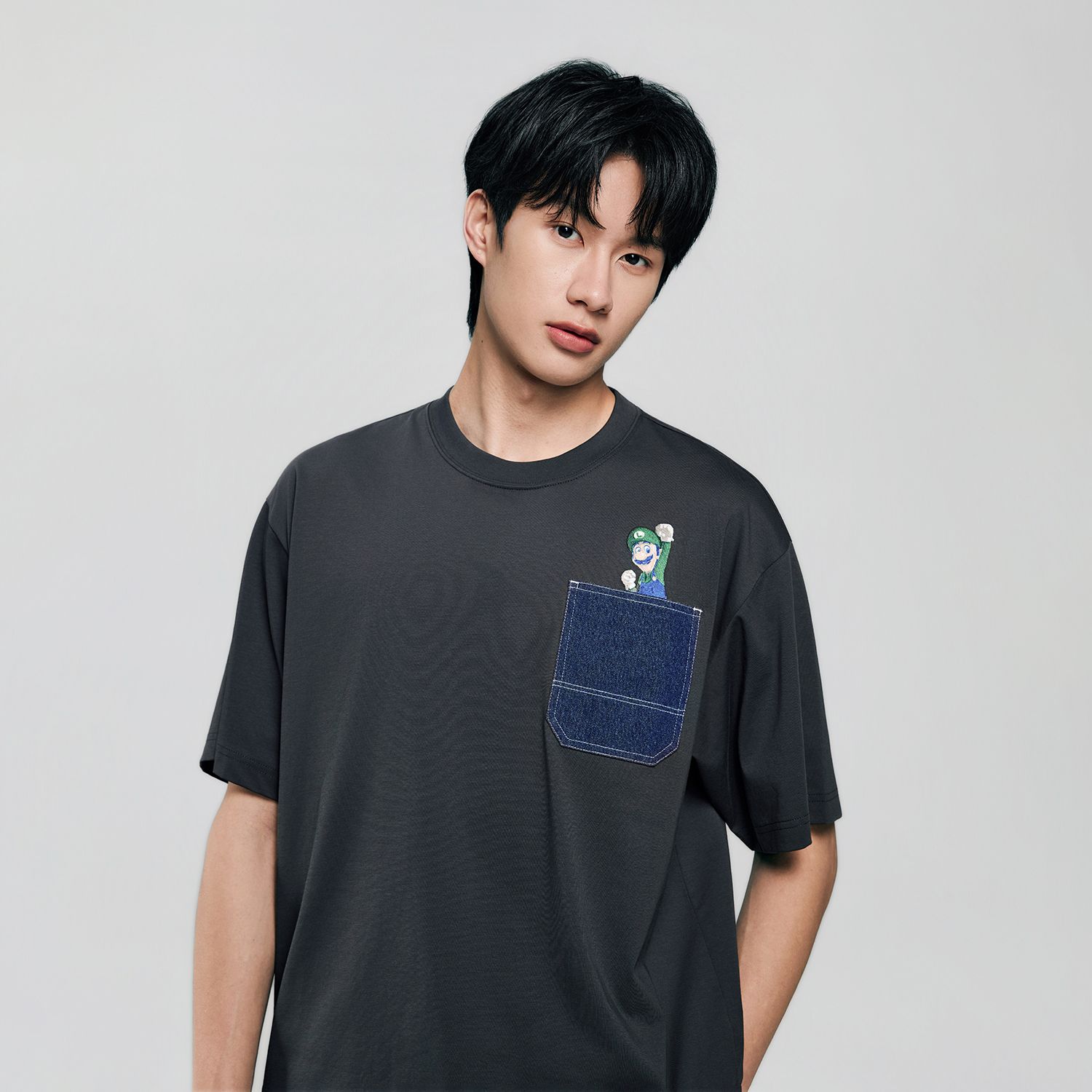 Men's Super Mario Relaxed PrintTee - Image 5