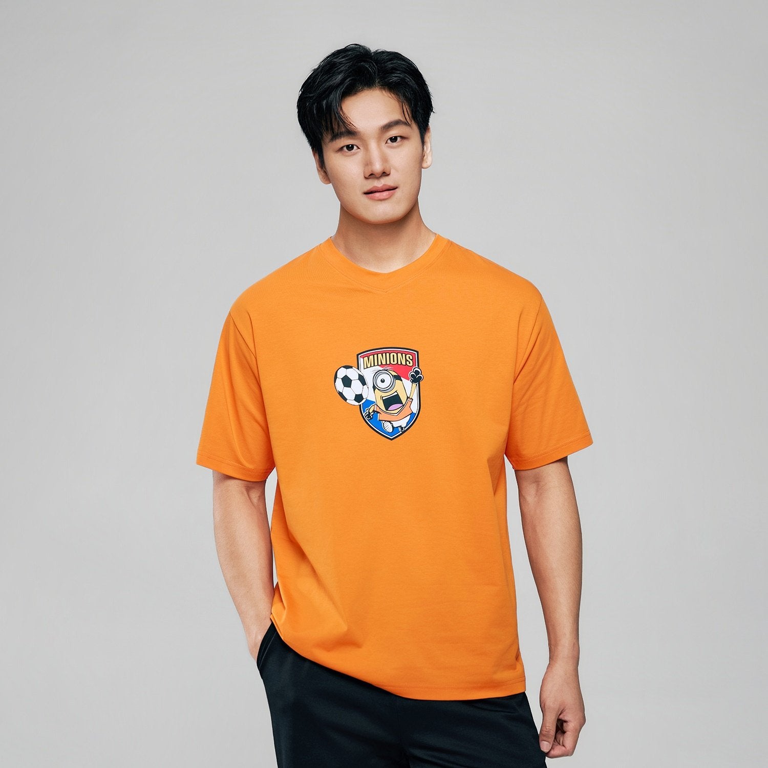 Men's Minions Relaxed Print Tee - Image 4