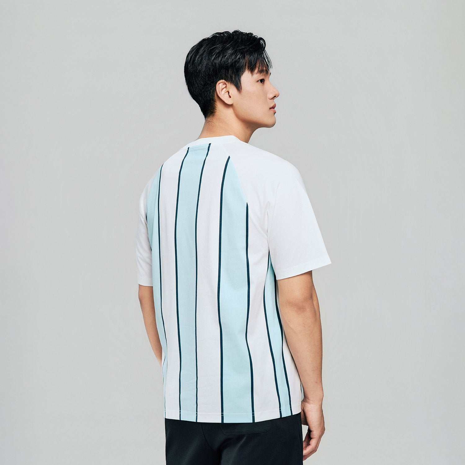 Men's Minions Relaxed Print Tee - Image 4